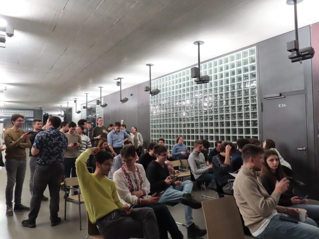 apeRO de Ziua Națională